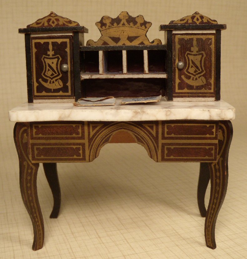 old fashioned dolls house furniture